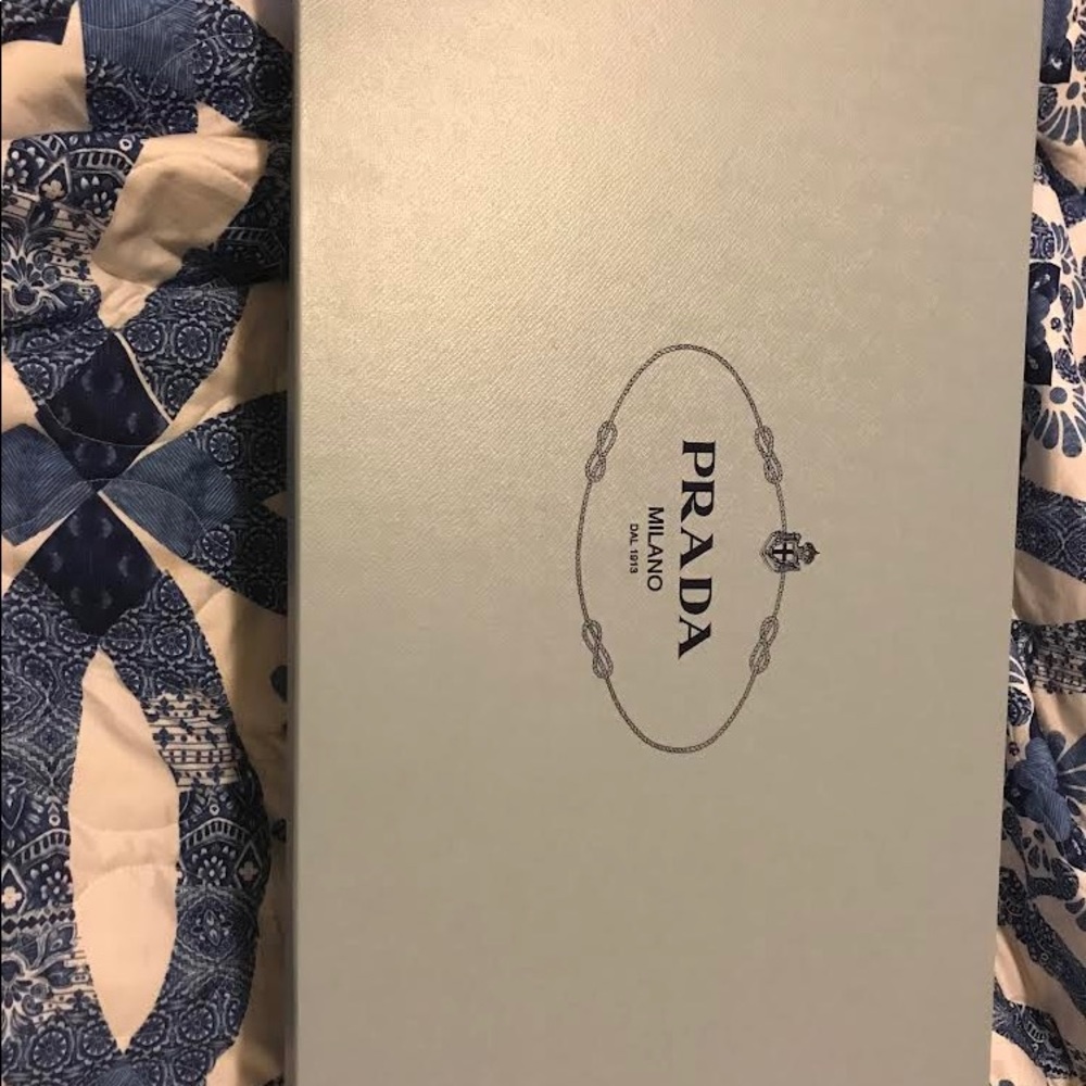 New Prada boots comes with original box.